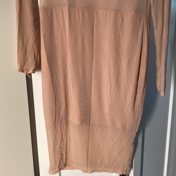 Transparent mesh dress from Missguided. BNWT has bra insert - Picture 3 of 4